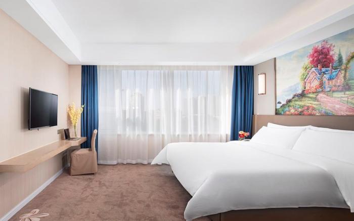 Vienna Hotel Shandong Qingdao Taidong Pijiu Street Liaoning Road