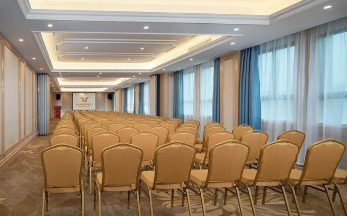 Vienna Hotel Chongqing Jiangjin Dingshan Park