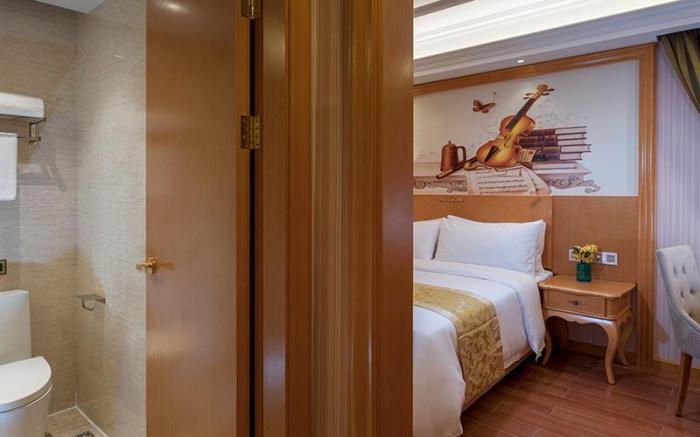 Vienna Hotel Guangdong Huizhou Chenjiang Grimm's Fairy Tales