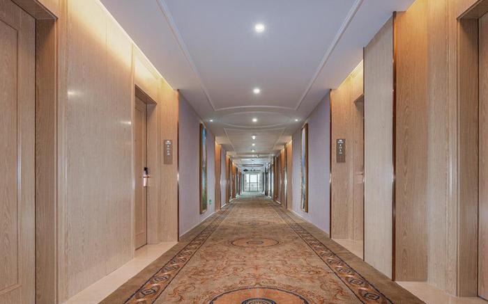 Vienna Hotel Sichuan Neijiang Business Trade City