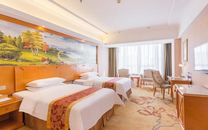 Vienna Hotel Weifang Taihuacheng