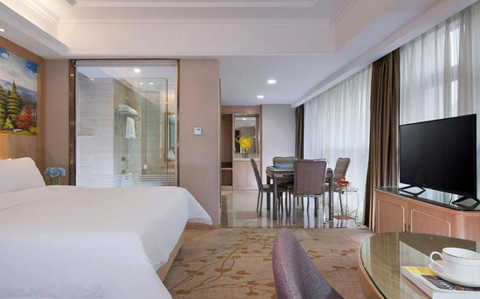 Vienna Hotel Chongqing Yongchuan High-Speed Railway Station Xinglong Lake