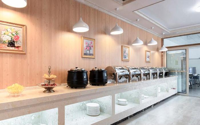 Vienna Hotel Shaanxi Weinan Shengli Street Railway Station