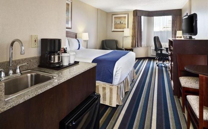 Holiday Inn Conference Centre Edmonton South By IHG