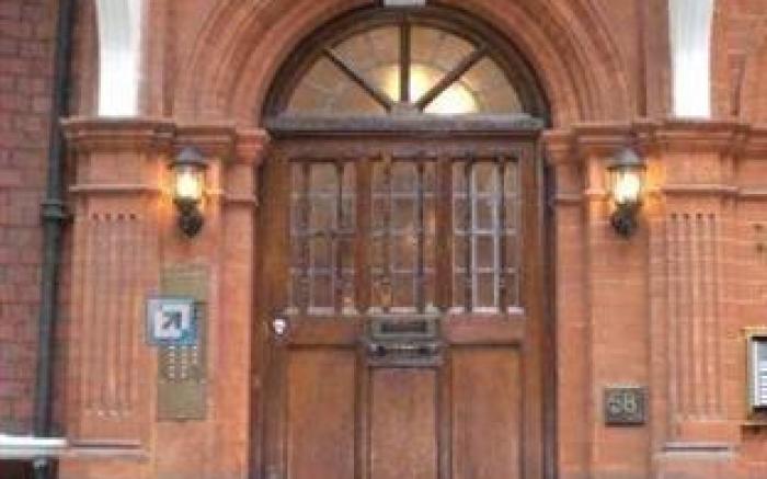 Kensington Court ApartHotel