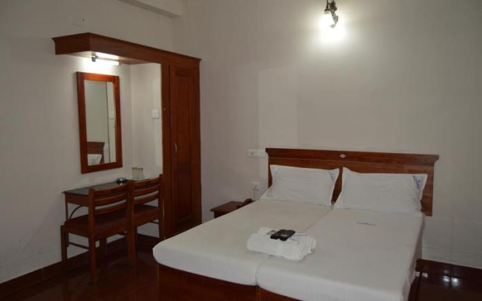 Hotel Shalimar Metro