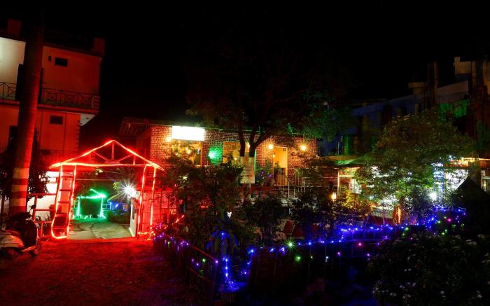 Raj Resort