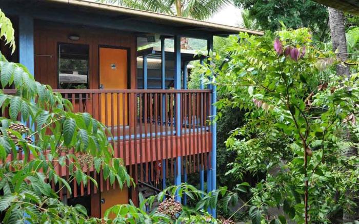Magnums Airlie Beach – Adults only.