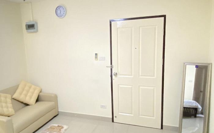 Bangna Apartment Opposite Bitec Bangna