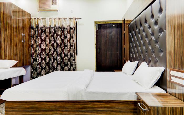 Capital O 84344 Hotel Vills