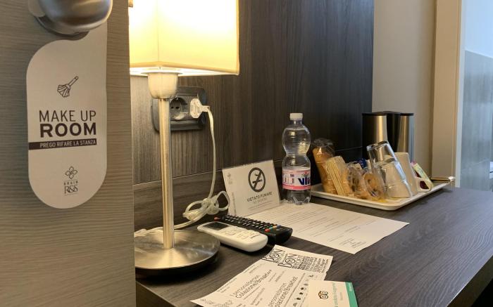 Brain Rooms & Suite Matrimoniale Economy (607)