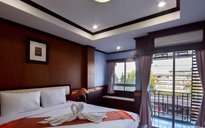 Season Palace Hua Hin