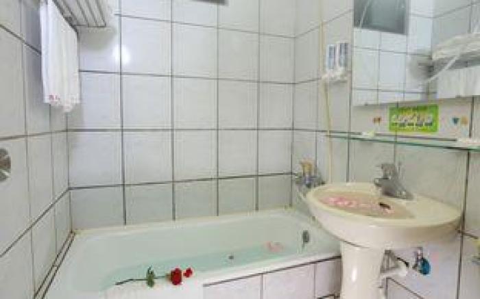 King Town Hotel