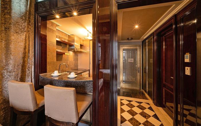 Yeoksam Artnouveau City Hotel and Residence