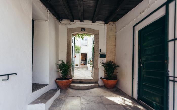 Legasea Cascais Guesthouse