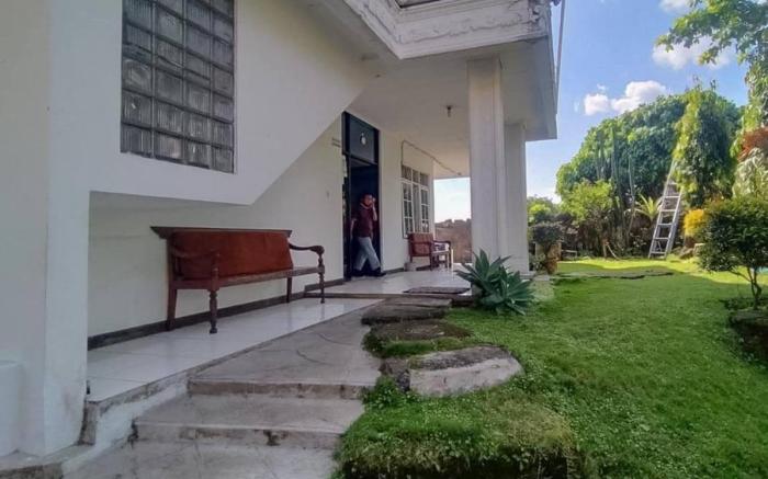 Pall Inn Puncak Mitra RedDoorz