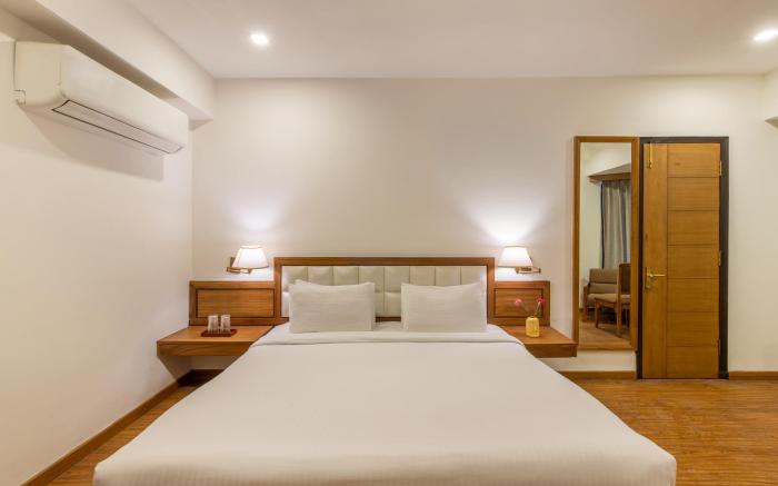 Country Inn Premier Pacific Mall Road Mussoorie