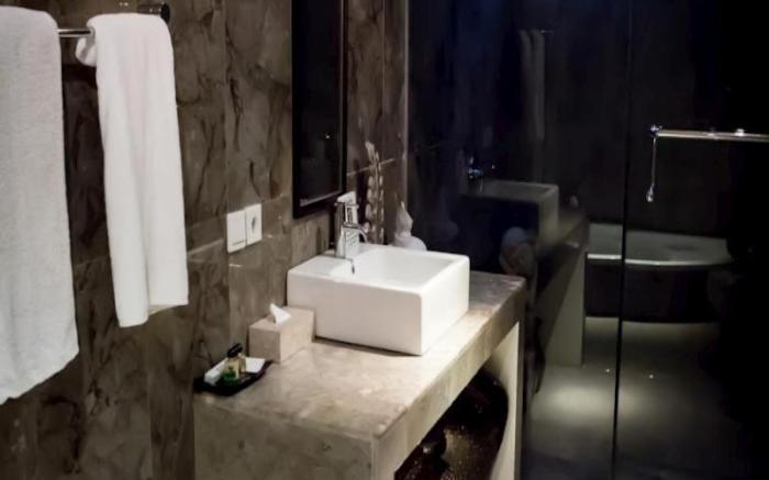 Kelapa Lovina Beach Villa