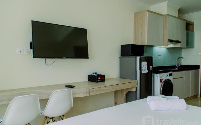 Elegant and Comfy Studio Menteng Park By Travelio