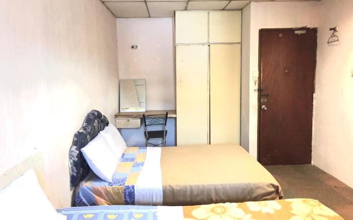 Simple, charming hotel room with private hot tub