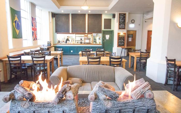 Hotel Waterloo & Backpackers