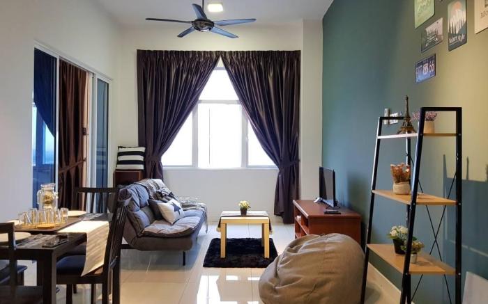 Puchong 1-5 pax 5mins IOI Mall LRT Cozy Apartment