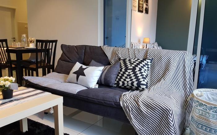 Puchong 1-5 pax 5mins IOI Mall LRT Cozy Apartment