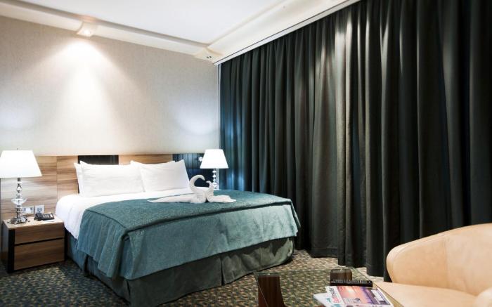 Elite Crystal Hotel