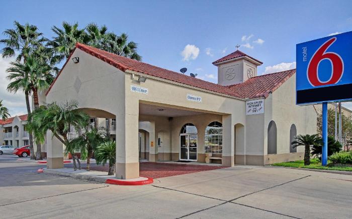Motel 6 Edinburg, TX
