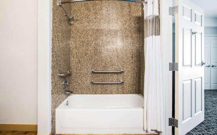 La Quinta Inn & Suites by Wyndham Brownwood