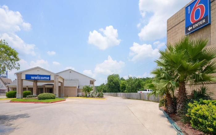 Motel 6 Baytown, TX - Baytown East
