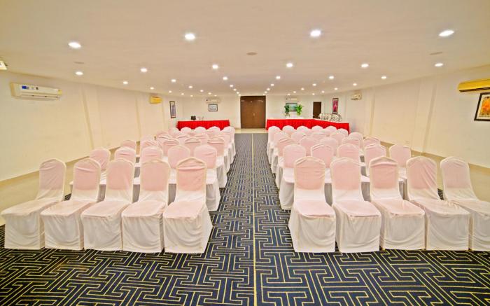 Hotel Clarks Collection Bhavnagar