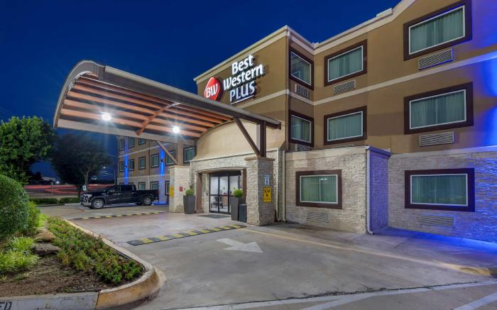 Best Western Plus Arlington North Hotel and Suites