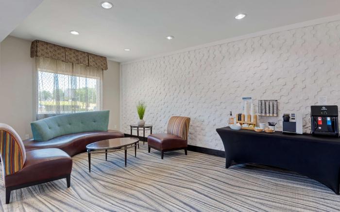 Best Western Plus Arlington North Hotel & Suites