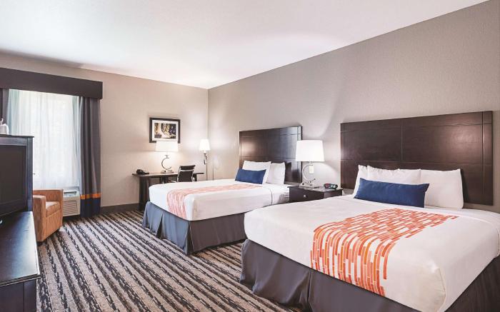 La Quinta Inn & Suites by Wyndham San Antonio Northwest