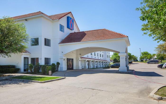 Motel 6 Bedford, TX - Fort Worth