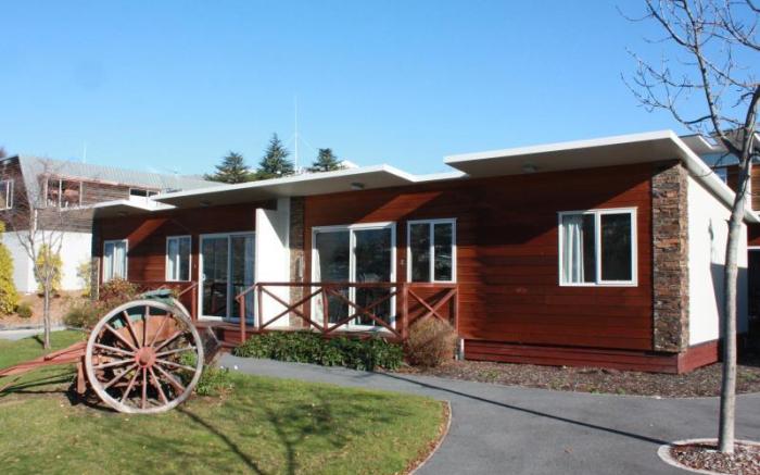 Queenstown Lakeview Holiday Park