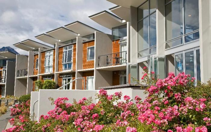 Queenstown Lakeview Holiday Park