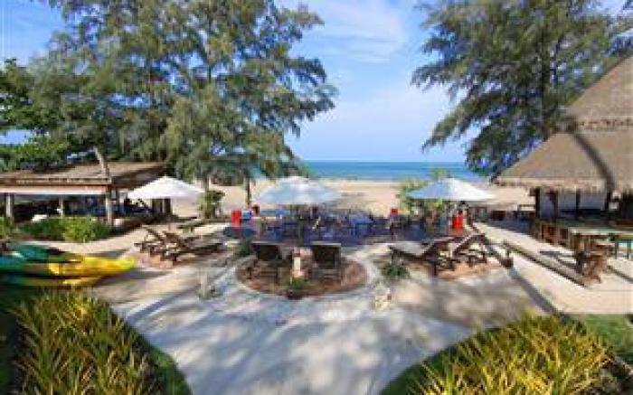 Lanta Castaway Beach Resort