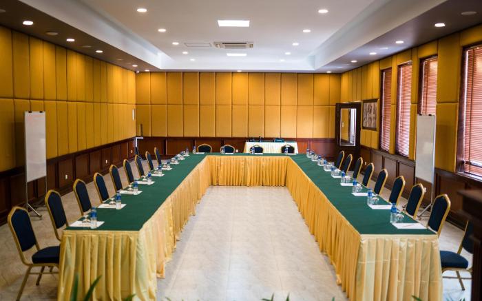 Green Amazon Residence Hotel