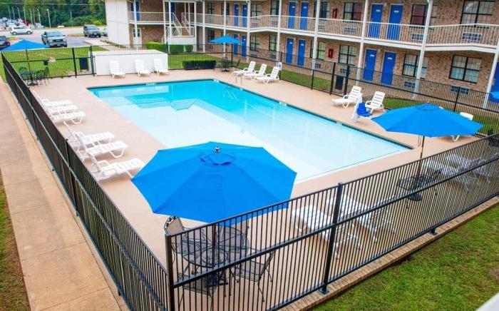 Motel 6 Palestine, TX