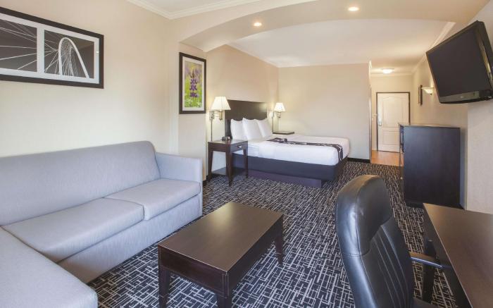 La Quinta Inn & Suites by Wyndham Garland Harbor Point