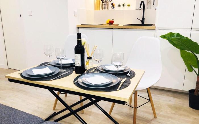 New design apartment. Champs Elysées