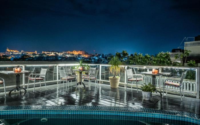 Tripli Hotels Shiv Villas