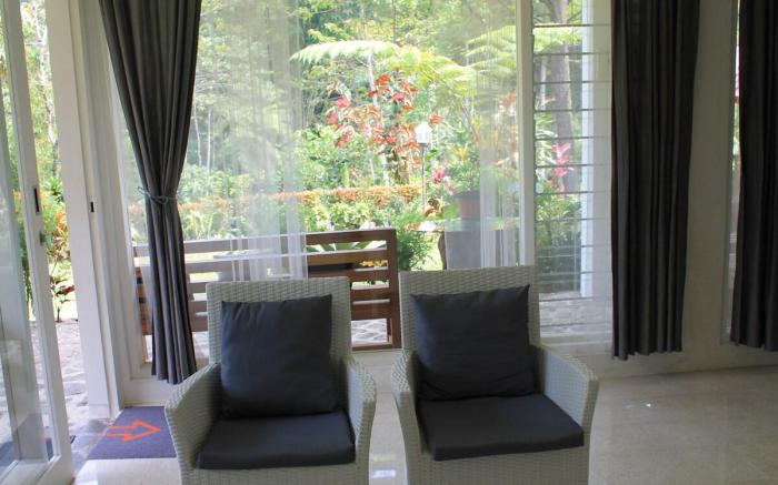 The Forest Villa