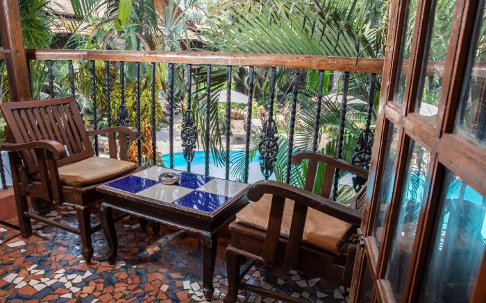 Sea Breeze Beach Hotel