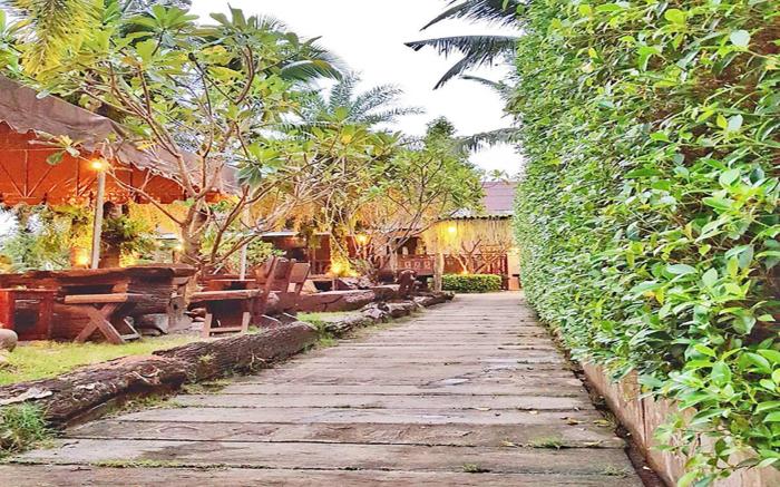 Baan Baitan Resort