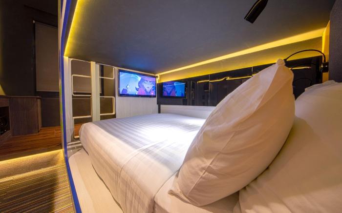 CUBE Family Boutique Capsule Hotel @ Chinatown