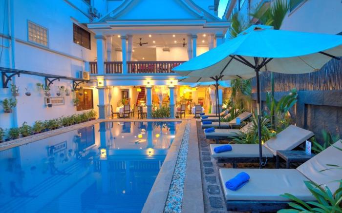 Popular Boutique Hotel