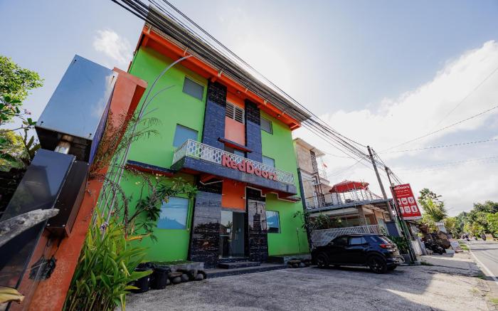 RedDoorz near Ubud Village